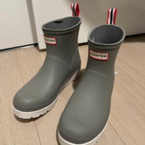 Grey Hunter Rain Boots - Size 8